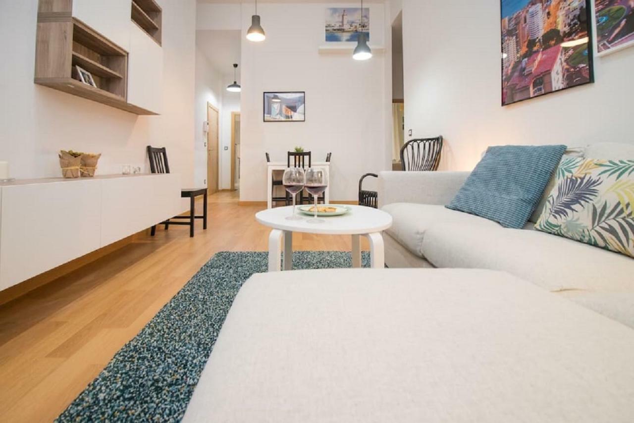 Family Apartment Patio&Swimming Pool In Center Málaga Kültér fotó