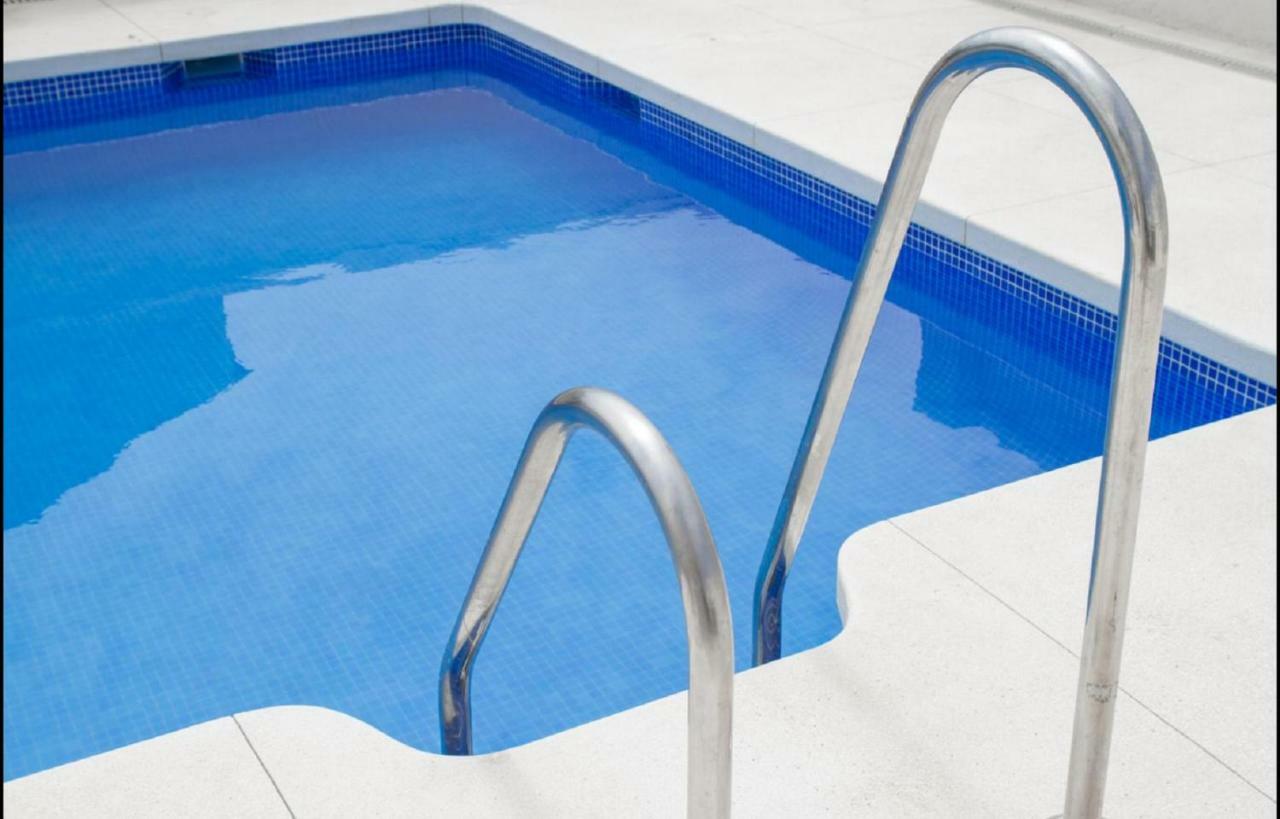 Family Apartment Patio&Swimming Pool In Center Málaga Kültér fotó